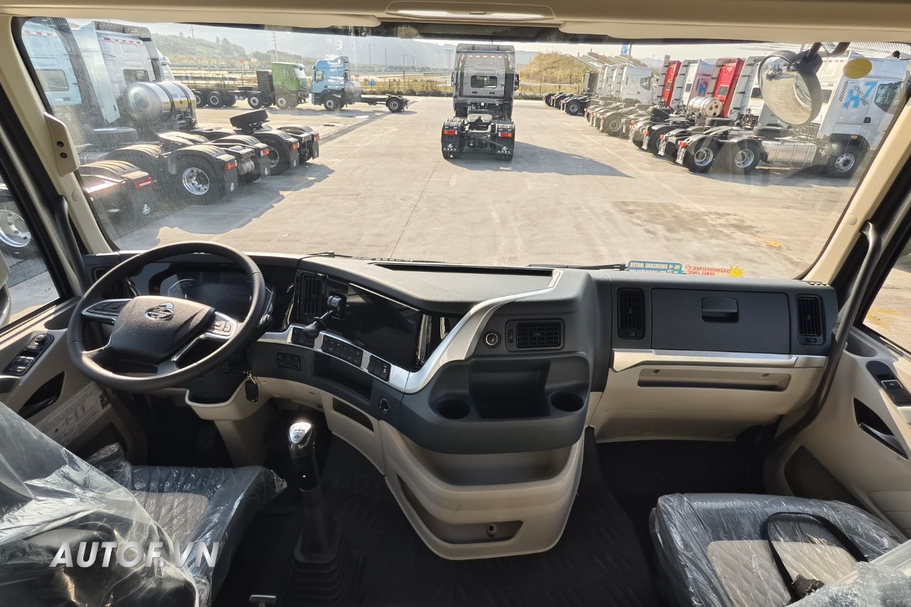 Đầu kéo Chenglong 470Hp cabin H7 Pro - Cầu Dầu